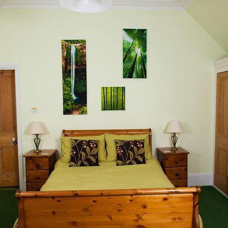 Heatherbank B&B Sandhurst  Buitenkant foto