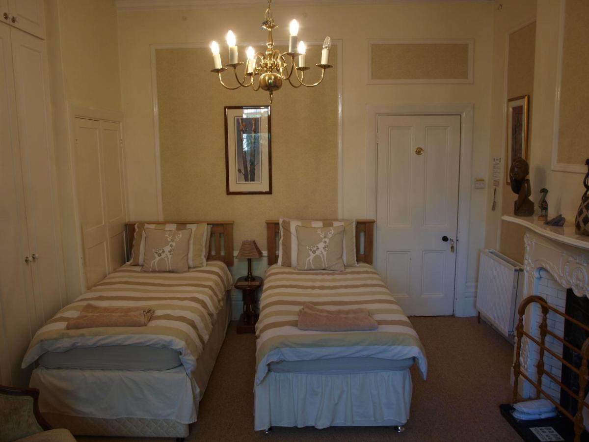 Heatherbank B&B Sandhurst  Buitenkant foto