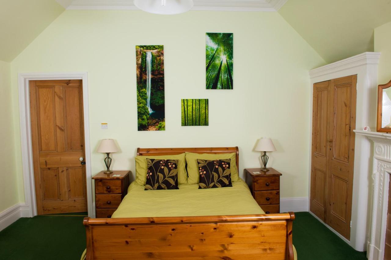 Heatherbank B&B Sandhurst  Buitenkant foto